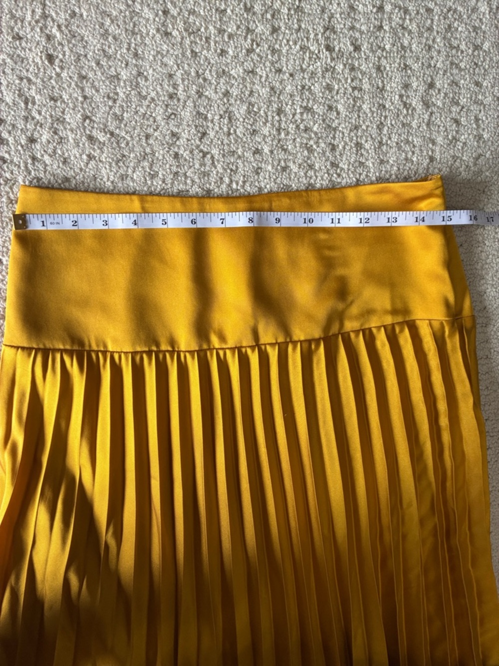 Banana Republic Women's Gold Pleated Midi Skirt Size 6 TALL - Picture 6 of 9